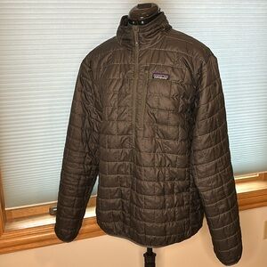 Patagonia Men’s Nano Puff Pullover Jacket